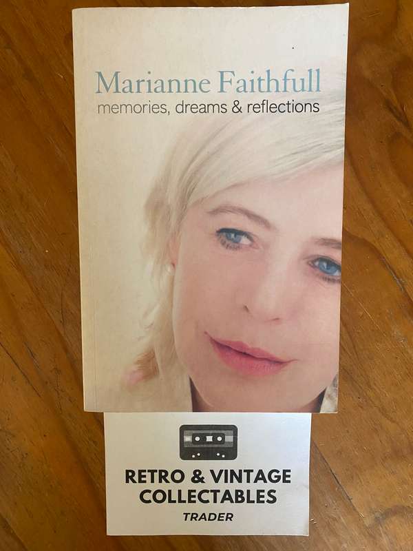 Marianne Faithfull - Memories, Dreams & Reflections