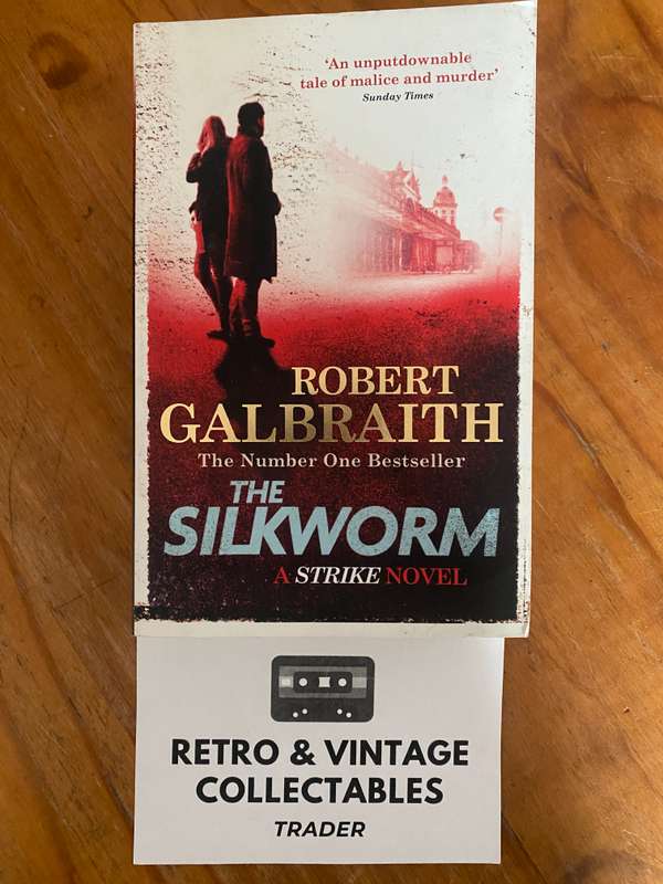 Robert Galbraith - The Silkworm: A Strike Novel