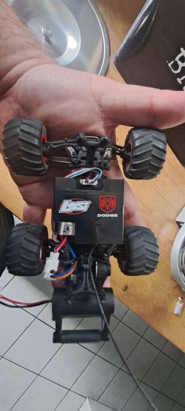Team Losi 1/36 Scale Rc Raminator Monster Truck
