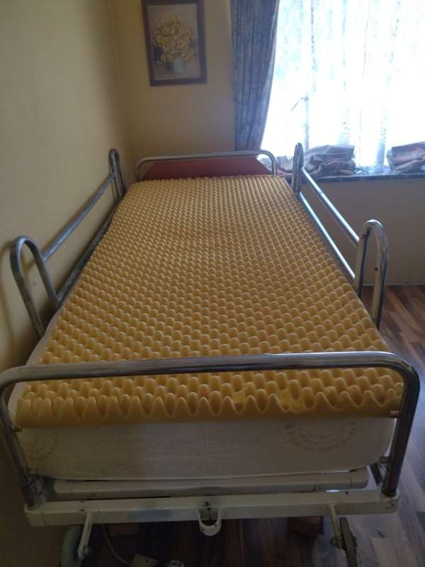 Steelframe Hospital Bed