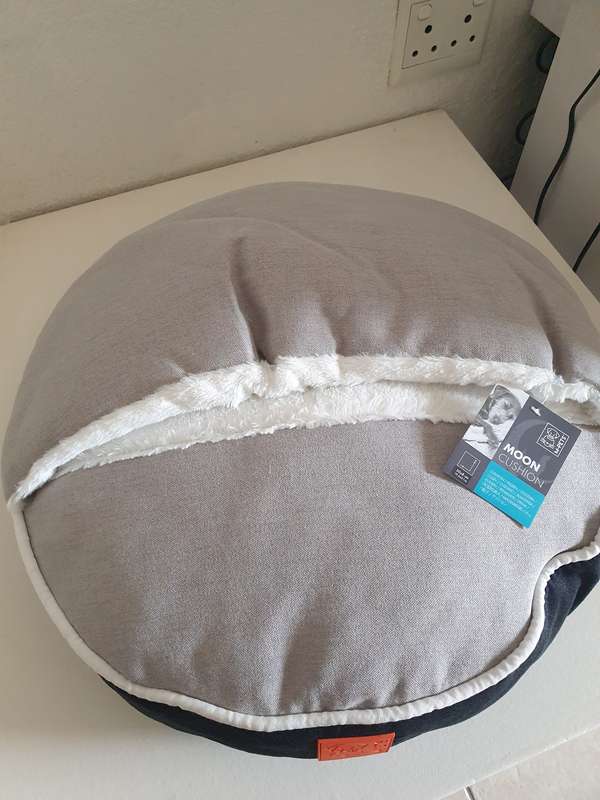 M-Pets Small Dog/Cat bed
