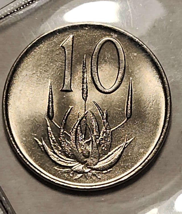 10c (TEN) Cent - 1967 - Afrikaans - Mint pack coin - UNC - Awesome Coin !