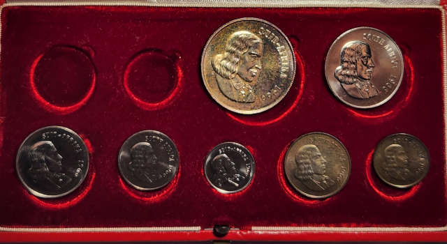 1966 PARTIAL PROOF SET - Beautiful toning happening on these coins ! (R1 to 1c)
