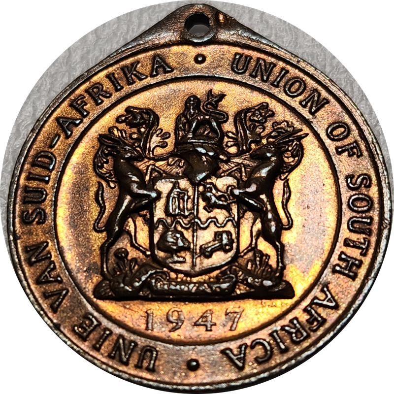 1947 - The ROYAL VISIT to South Africa - Medallion - Lovely red !