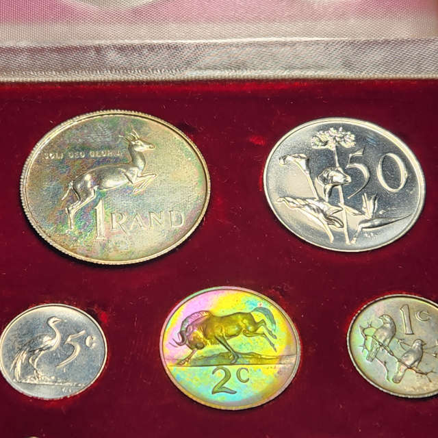 1966 PARTIAL PROOF SET - Beautiful toning happening on these coins ! (R1 to 1c)