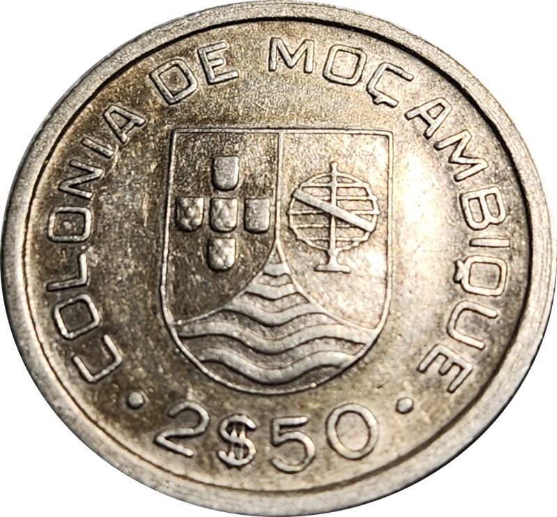 2.5 (TWO and HALF) ESCUDOS - 1935 - Mozambique - EF - Great coin !!