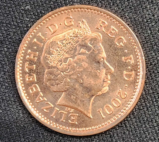 1 (ONE) PENNY - 2001 - Great Britain - RED in A/UNC  - Brilliant coin !