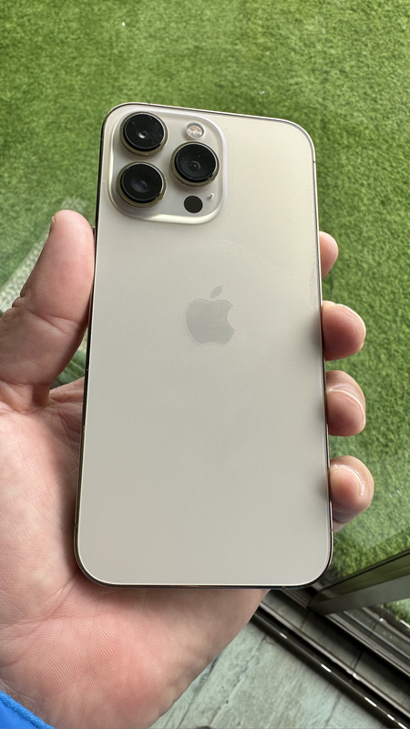 Apple iPhone 13 Pro 256gb Gold like new