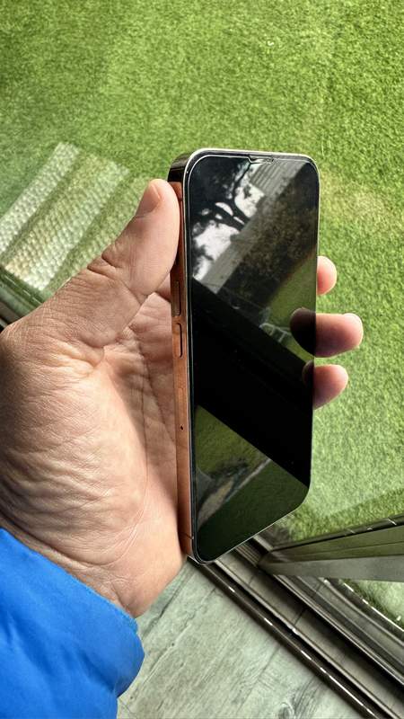 Apple iPhone 13 Pro 256gb Gold like new