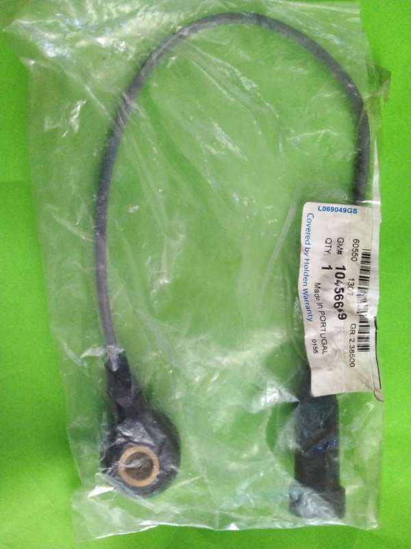 Isuzu 2 liter petrol motor knock sensor