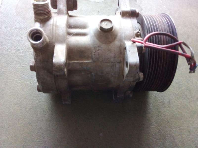 universal ac compressor