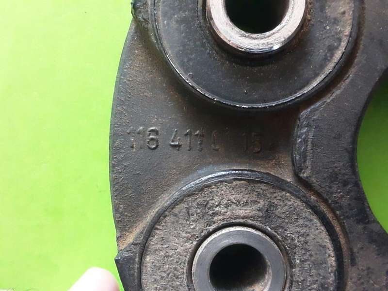 mercedes 116 series original propshaft coupling.