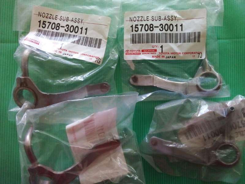 toyota quantum.fortunar.hilux 2kd or 1kd nozzel set