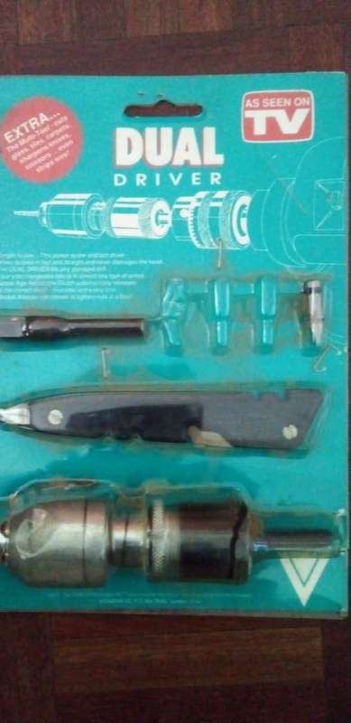 DRILL DUAL DRIVER.SET IS NEW AND COMPLETE.