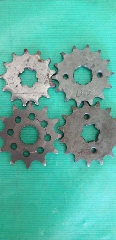 GENUINE SMALL MOTORCYCLE ERONT SPROCKETS.X4