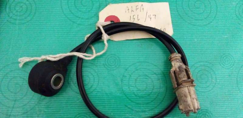ALFA 147 AND 156 ENGINE KNOCK SENSOR