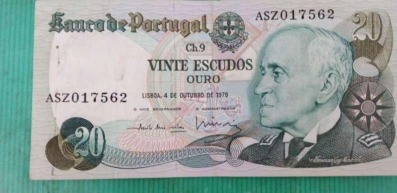 PORTUGAL 1978 20 ESCUDO NOTE as per image.