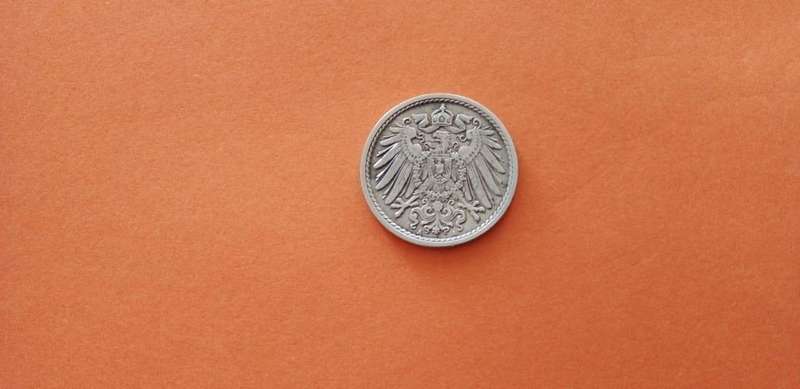 DEUTSCHES REICH 1908 5 PFENNIG COIN as per image.