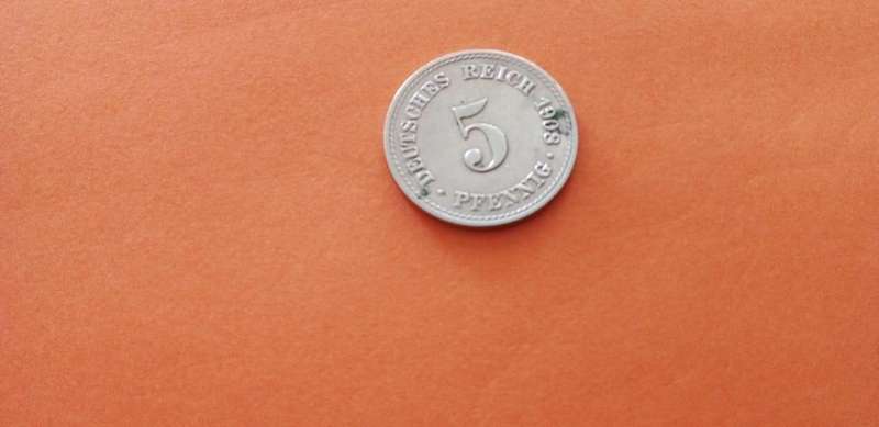 DEUTSCHES REICH 1908 5 PFENNIG COIN as per image.