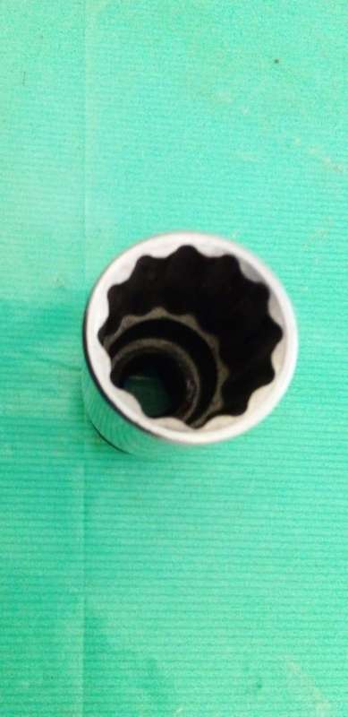 KING TONI 22mm TUBE SOCKET 1/2'' with no wear.almost new