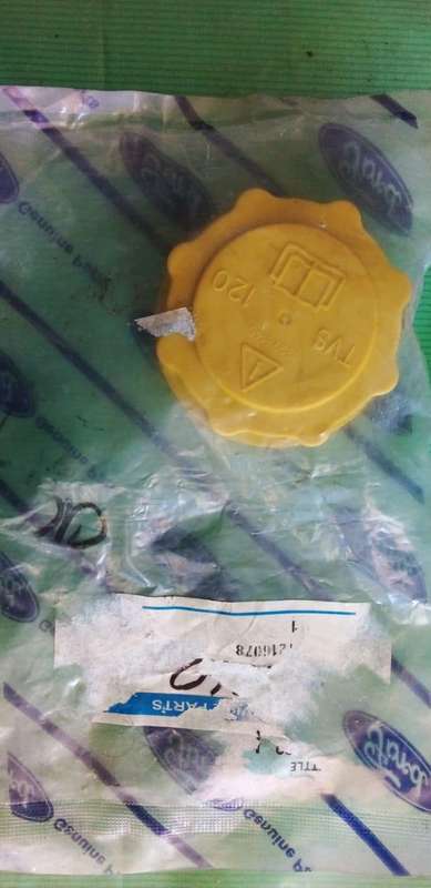 new genuine expansion bottle cap for ford fiesta.focus etc