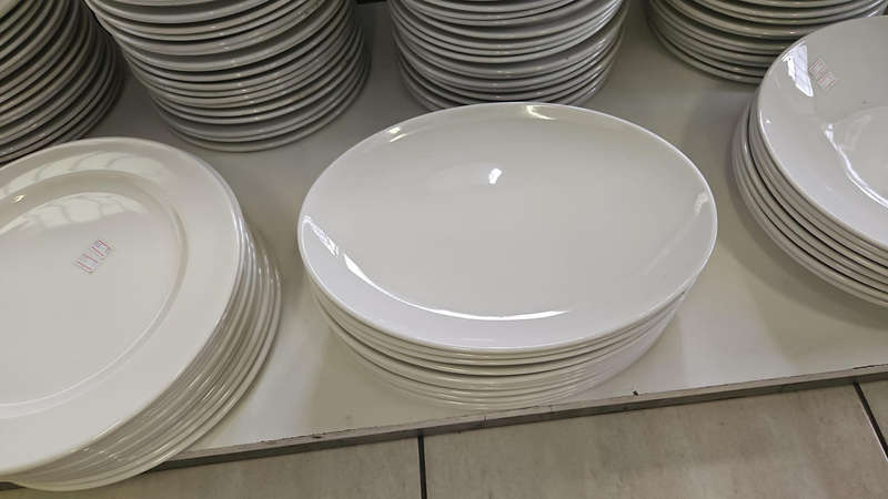 Serving bowl porcelain
