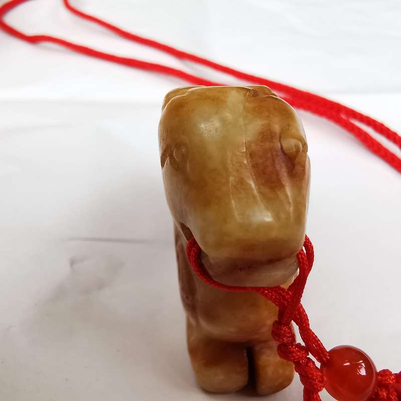 Antique Chinese Late 19th century Hotan jade carving