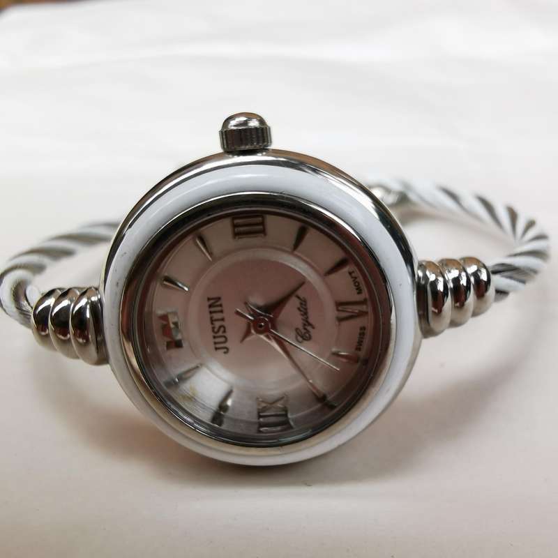 3 women's watchs