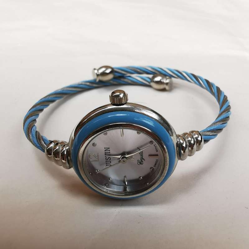 3 women's watchs