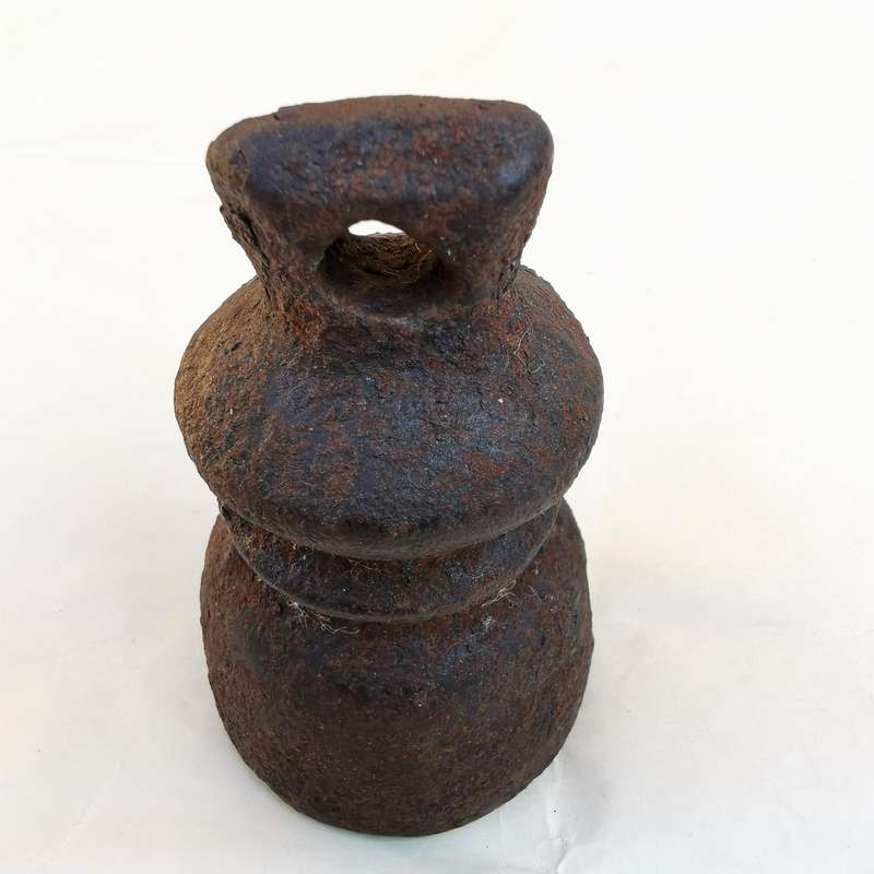 Eastern Vintage weights Lovely item, undamaged