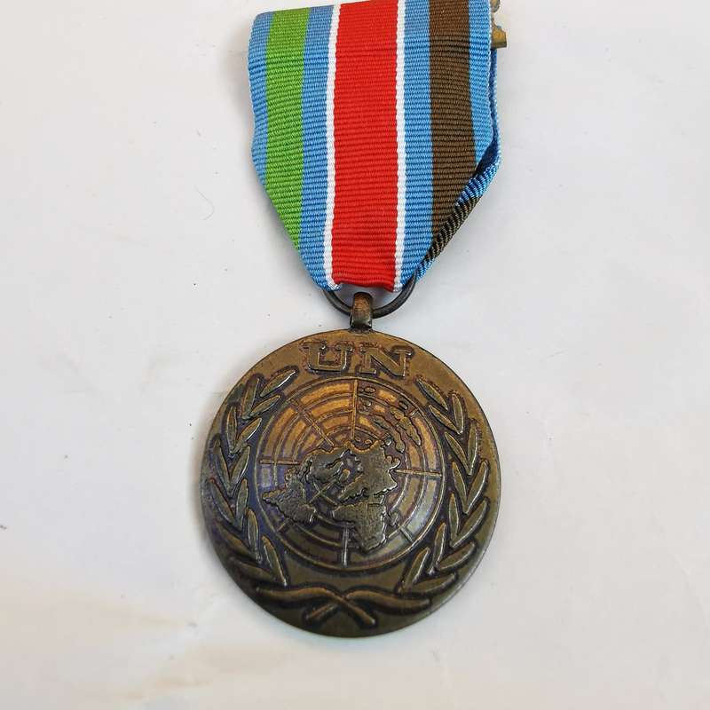 MEDAL LARGE UNITED NATIONS IN SERVICE OF PEACE