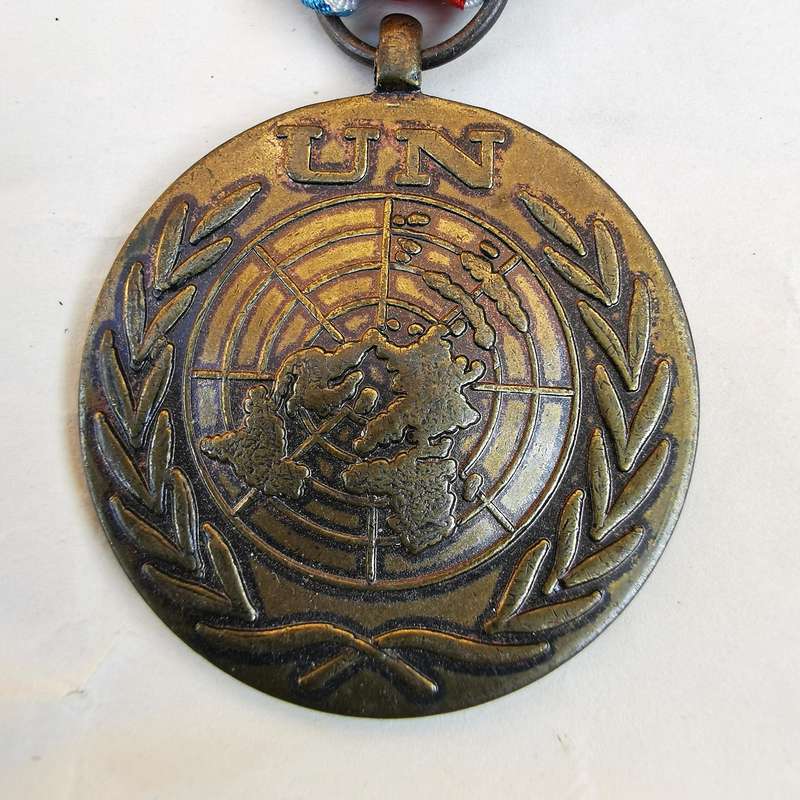 MEDAL LARGE UNITED NATIONS IN SERVICE OF PEACE