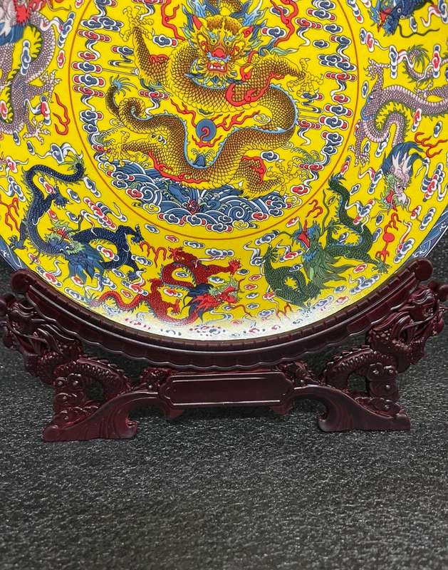 China Wucai porcelain big plate with Dragon design