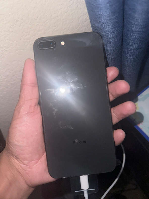 iPhone 8 Plus (64GB) Like NEW