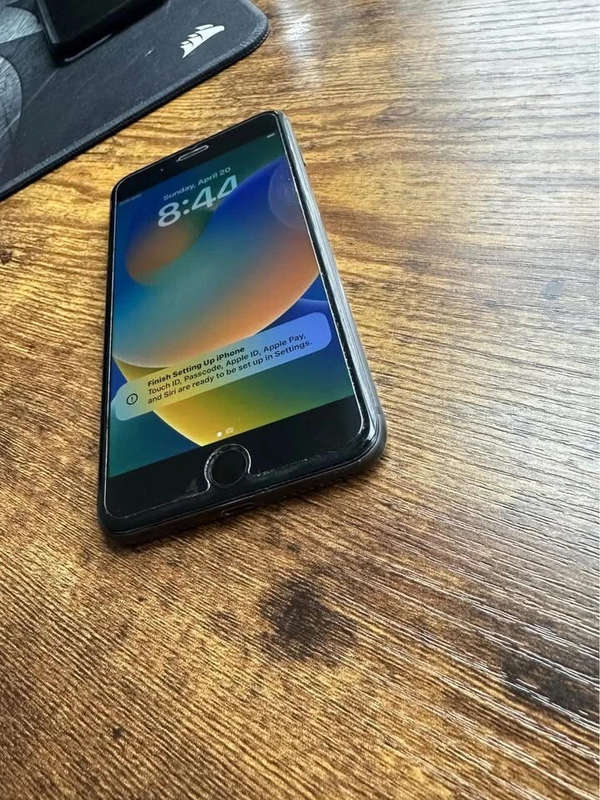 iPhone 8 Plus (64GB) Like NEW