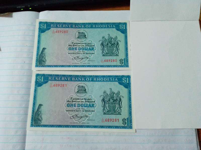 Rhodesia $1 UNC and sequential 1978. $2 UNC and sequential 1977