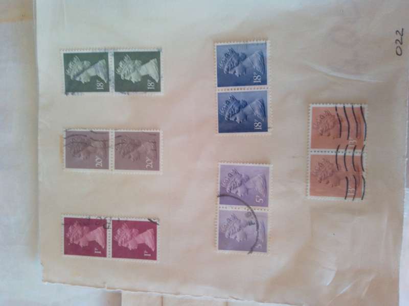 Great Britain stamps x 12 QE11