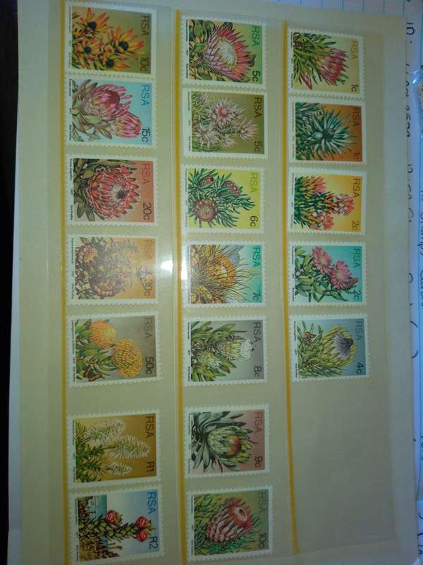 R.S.A. 1977 Protea stamps mnh.
