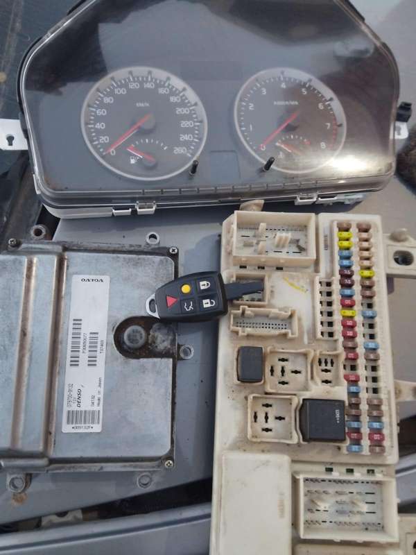 Volvo S40 2.4i Lock Set
