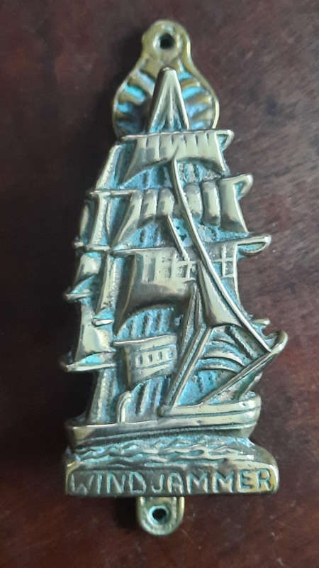 VINTAGE BRASS DOOR KNOCKER