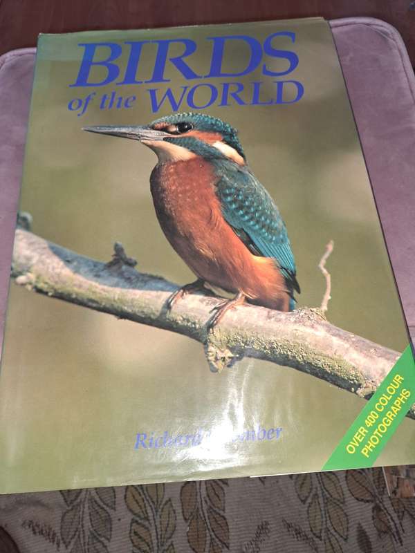 Birds of the World, Richard Coomber, 240 pages