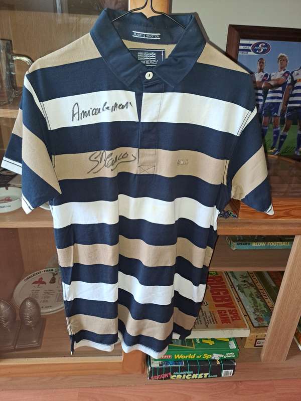Rugby, Serge Blanco, magical fullback, original signature on his own clothing range, Size Large