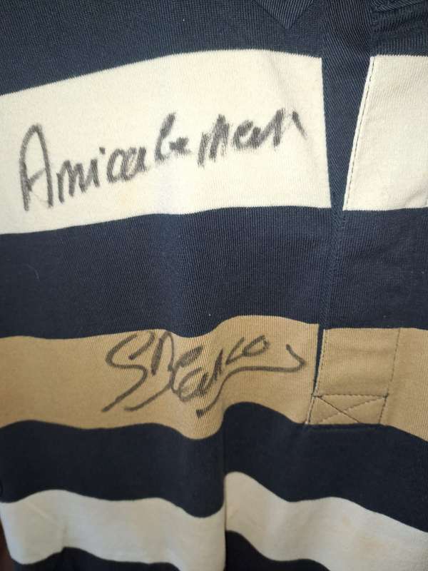 Rugby, Serge Blanco, magical fullback, original signature on his own clothing range, Size Large
