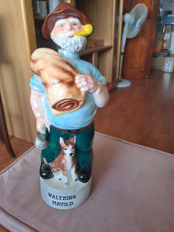 Waltzing Matilda Decanter (no music box)