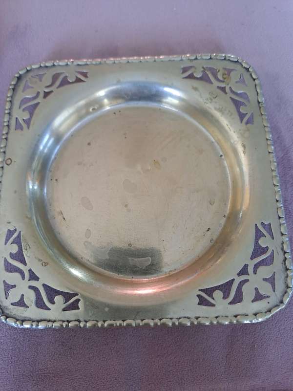 Butter/Caviar bowl. Made in England