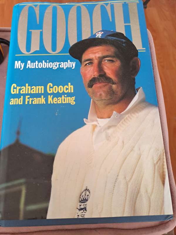 Cricket, Colour Photo signed by England player Graham Gooch, plus Book: Gooch My Autobiography