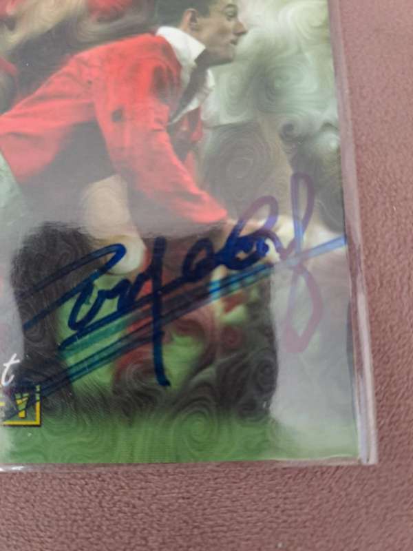 Robert Howley, Welsh scrumhalve/coach original signature
