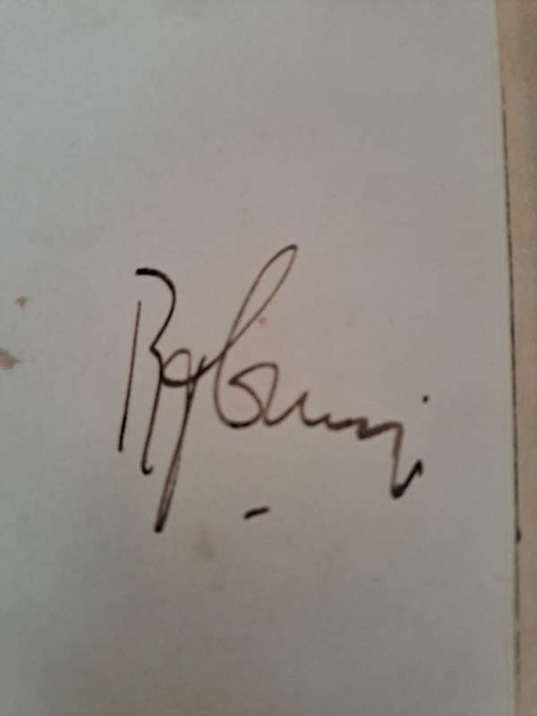 Renowned SA cricketer, Bob Crisp original signature