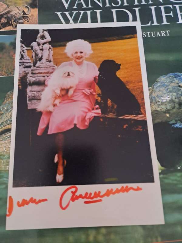 Dame Barbara Cartland signed letter and signed photo