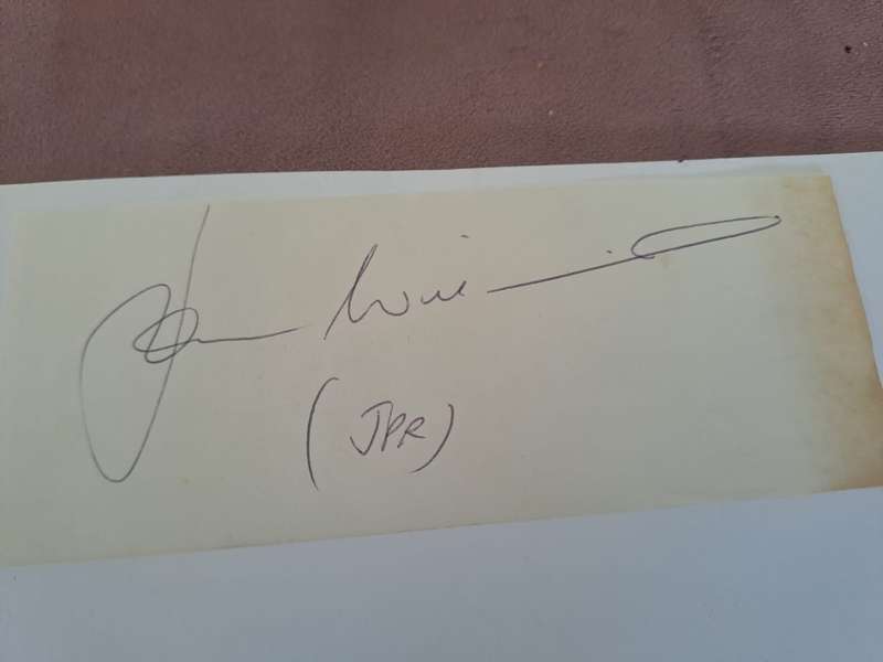 Rugby Welsh Legend, JPR Williams original autograph